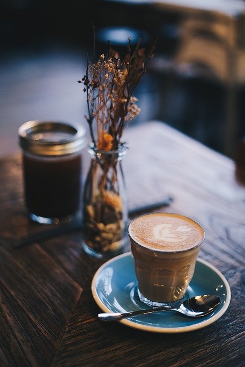 The Best Coffee Travel Mugs for Your Morning Commute